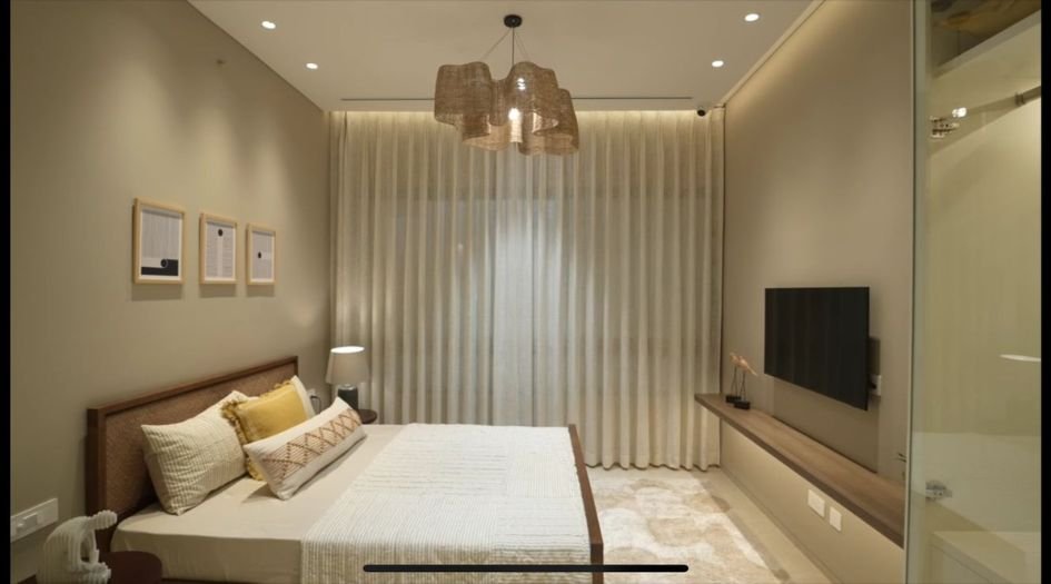 Solitaire-Kothrud-Internal-Gallery-Bedroom (2)